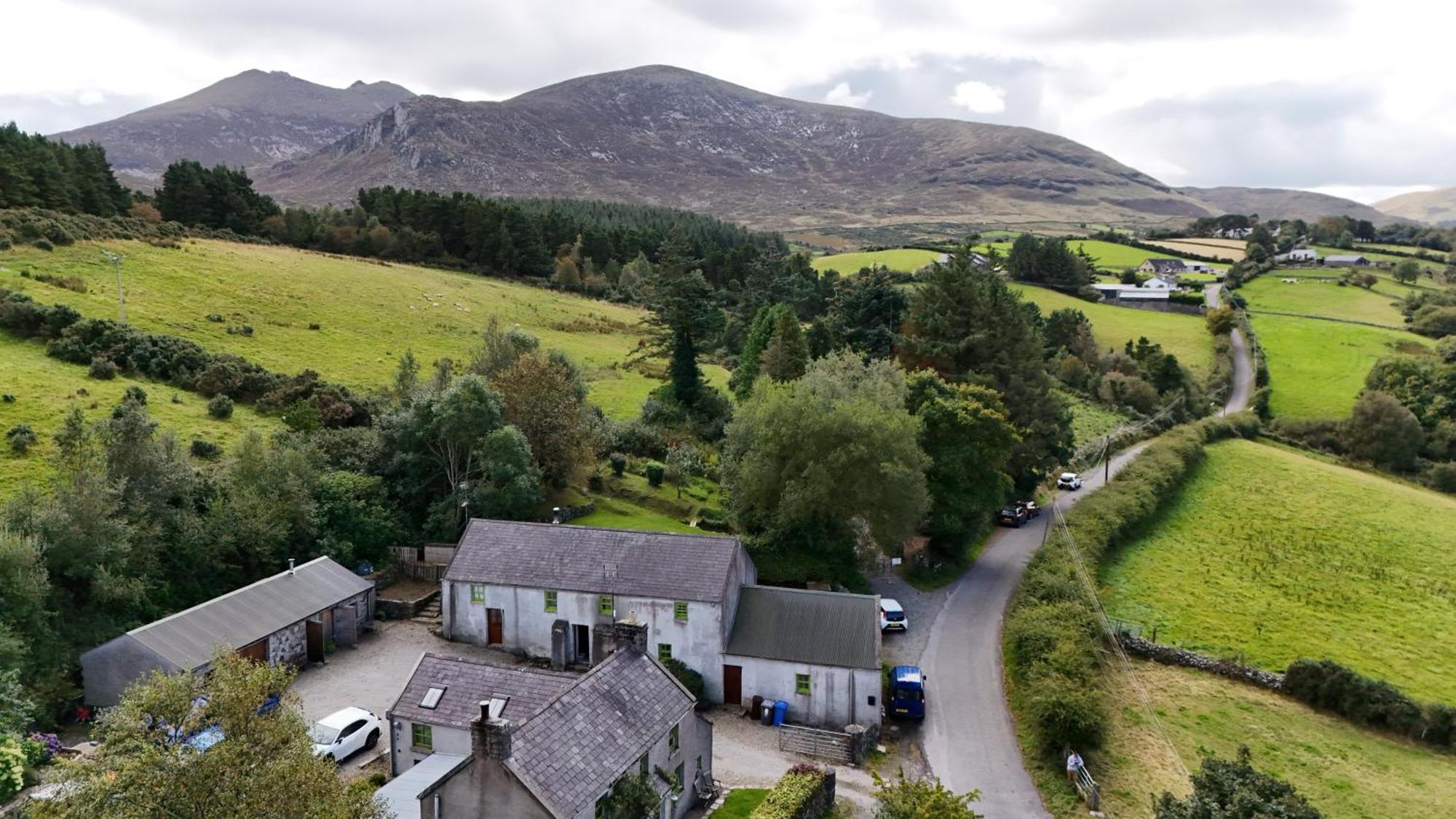 A Cosy Place In The Heart Of The Mournes Kilcoo Exterior photo